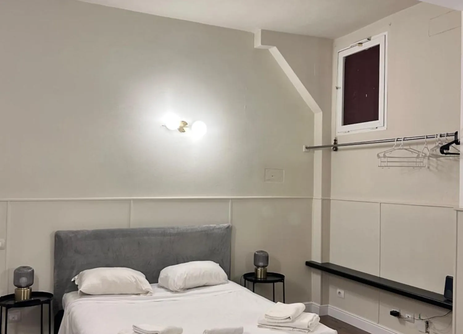 Hotel Casa Francis Firenze 0*,  Italia